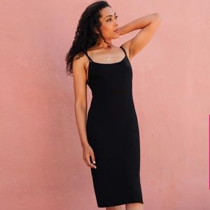 Black ribbed midi dress